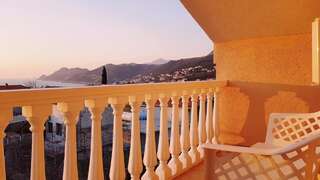 Мини-отель Monte Liza Добра-Вода Апартаменты с видом на море-1